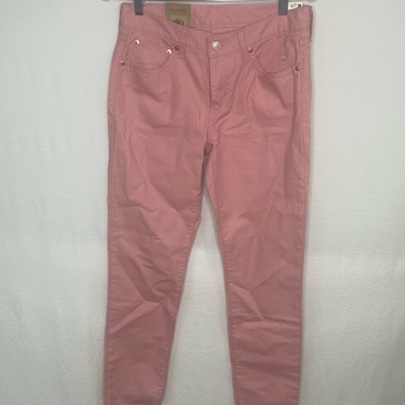 Levi's Denim - Levis, nwt pink color, size W27 x L 32